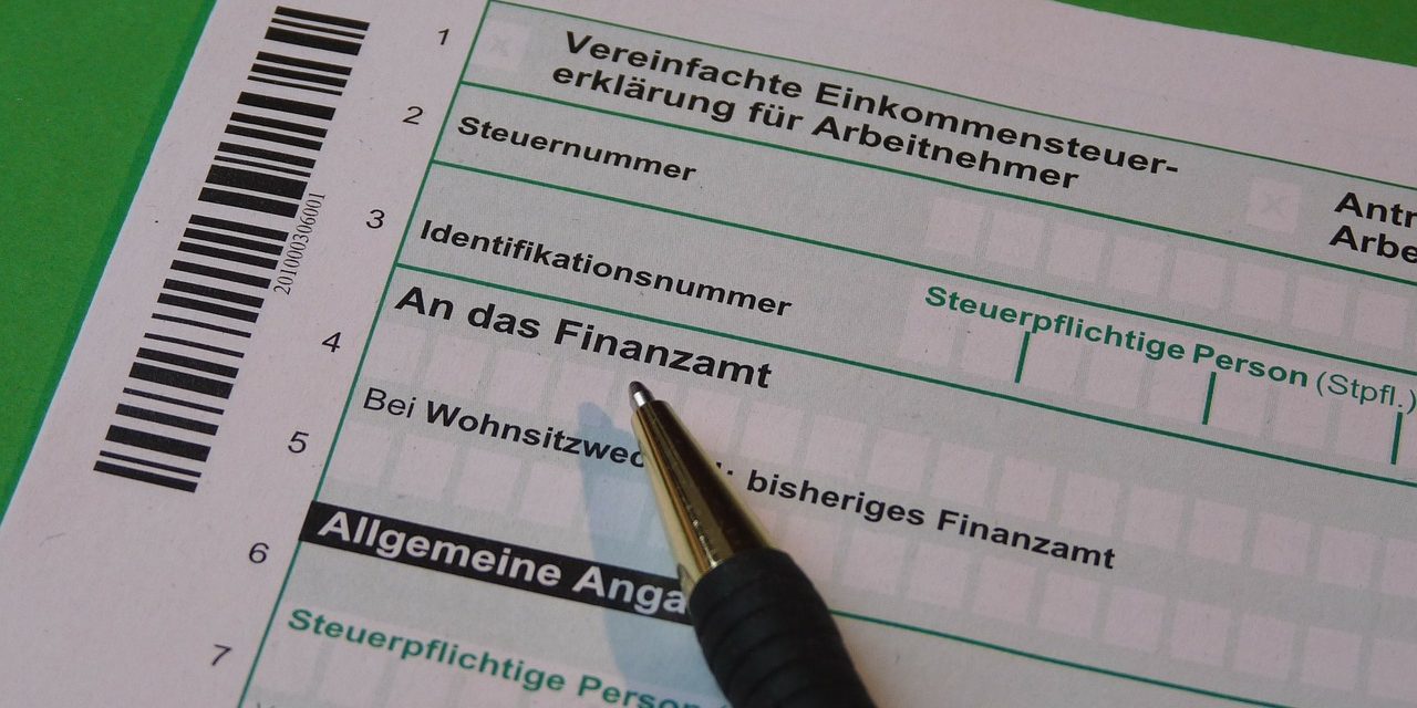 tax-office-233345_1280