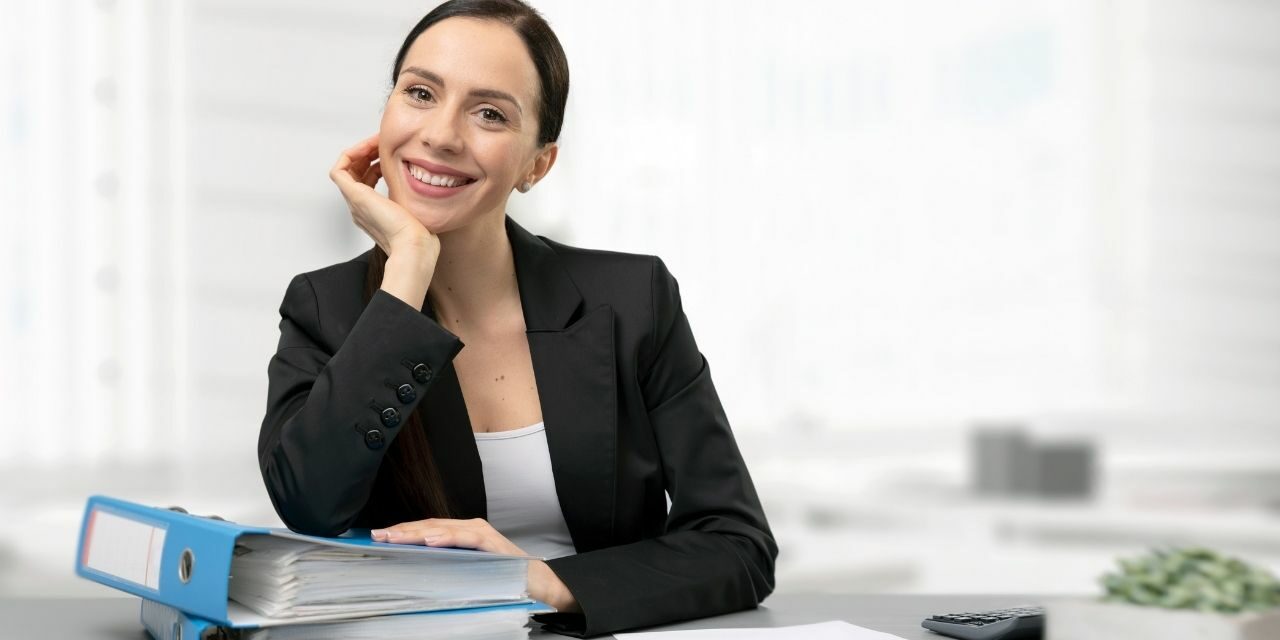 arbeitnehmer-lohnsteuerberatung-paderborn-arlob-karriere-hochschulabsolventen-steuern-controlling